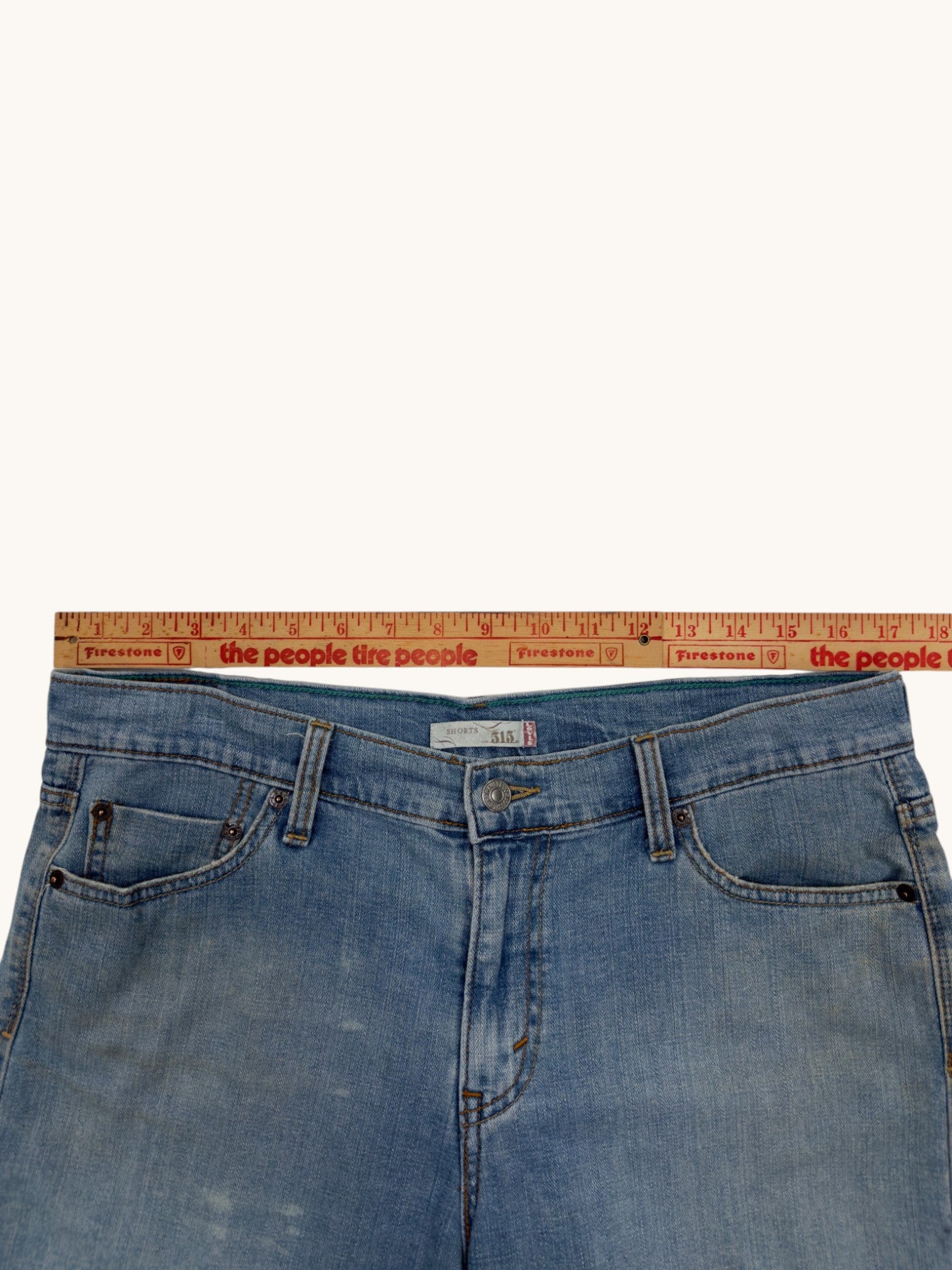 00s Levi's 515 Denim Shorts - 12