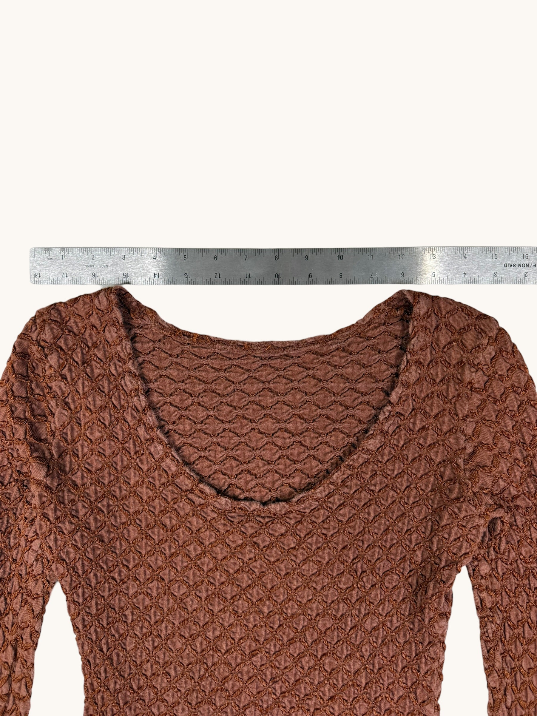90s Brown Scrunch Long Sleeve Top