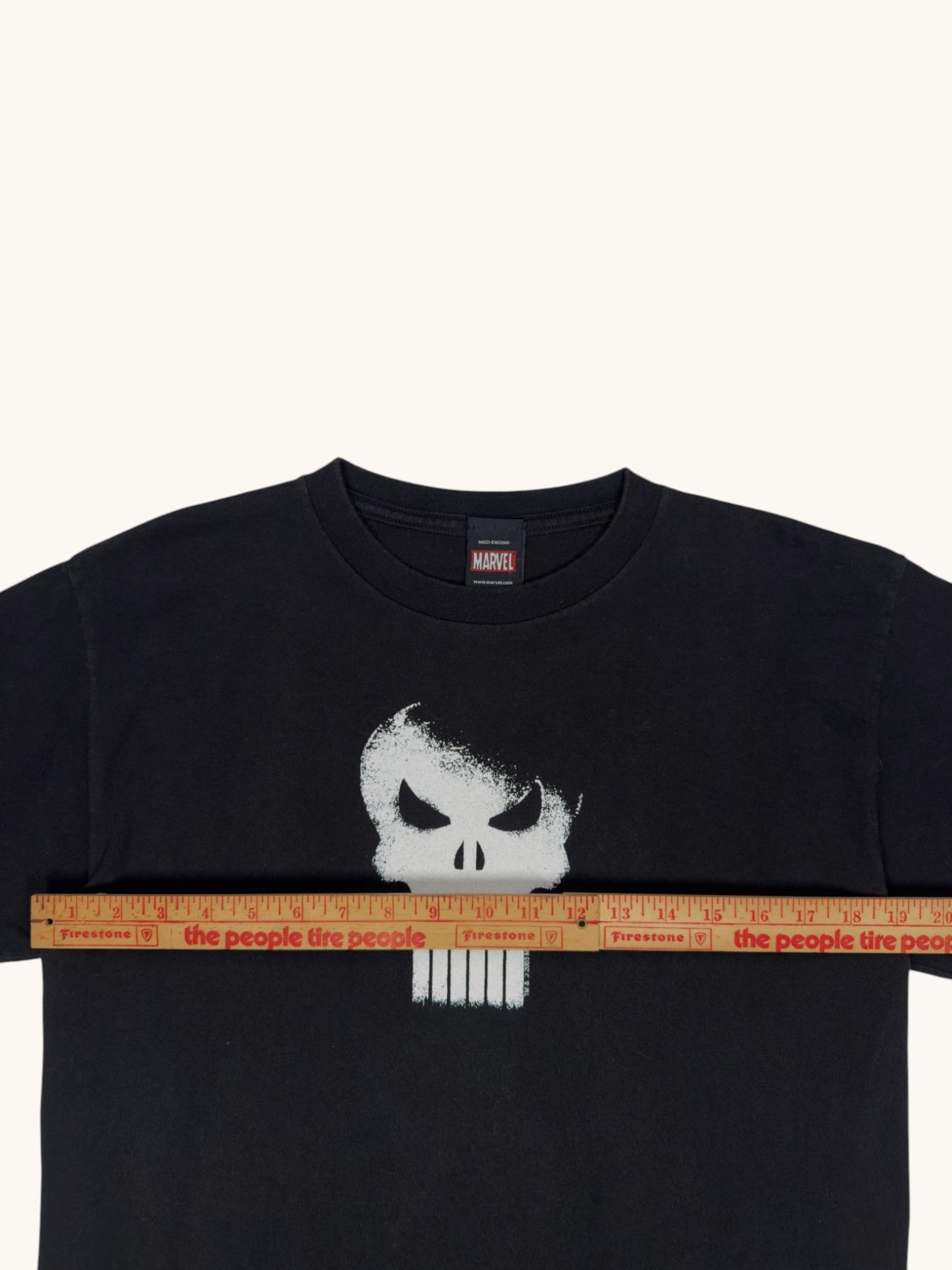 00s Mad Engine Marvel Punisher Tee - XL