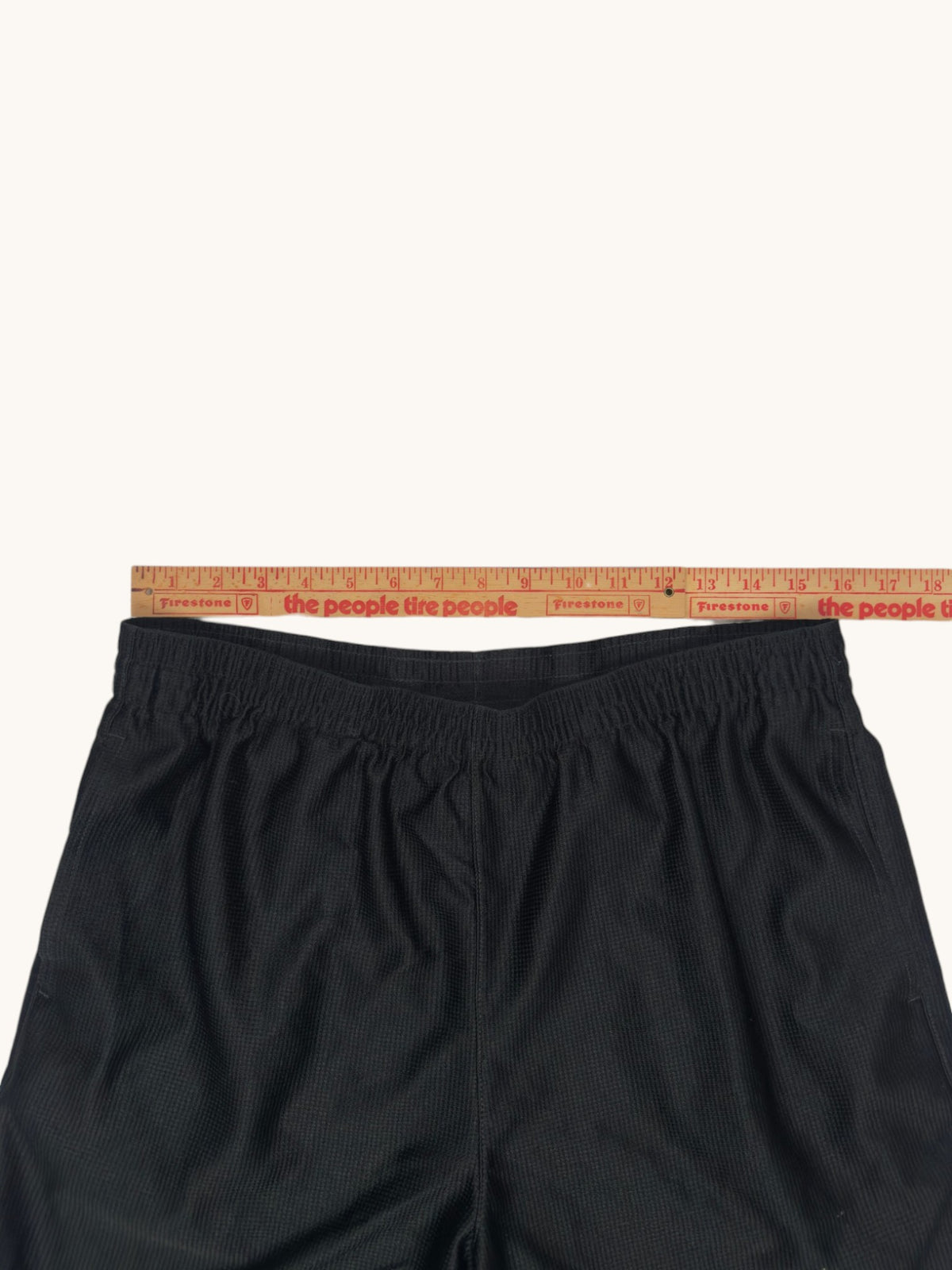 00s Nike Basketball Shorts - M