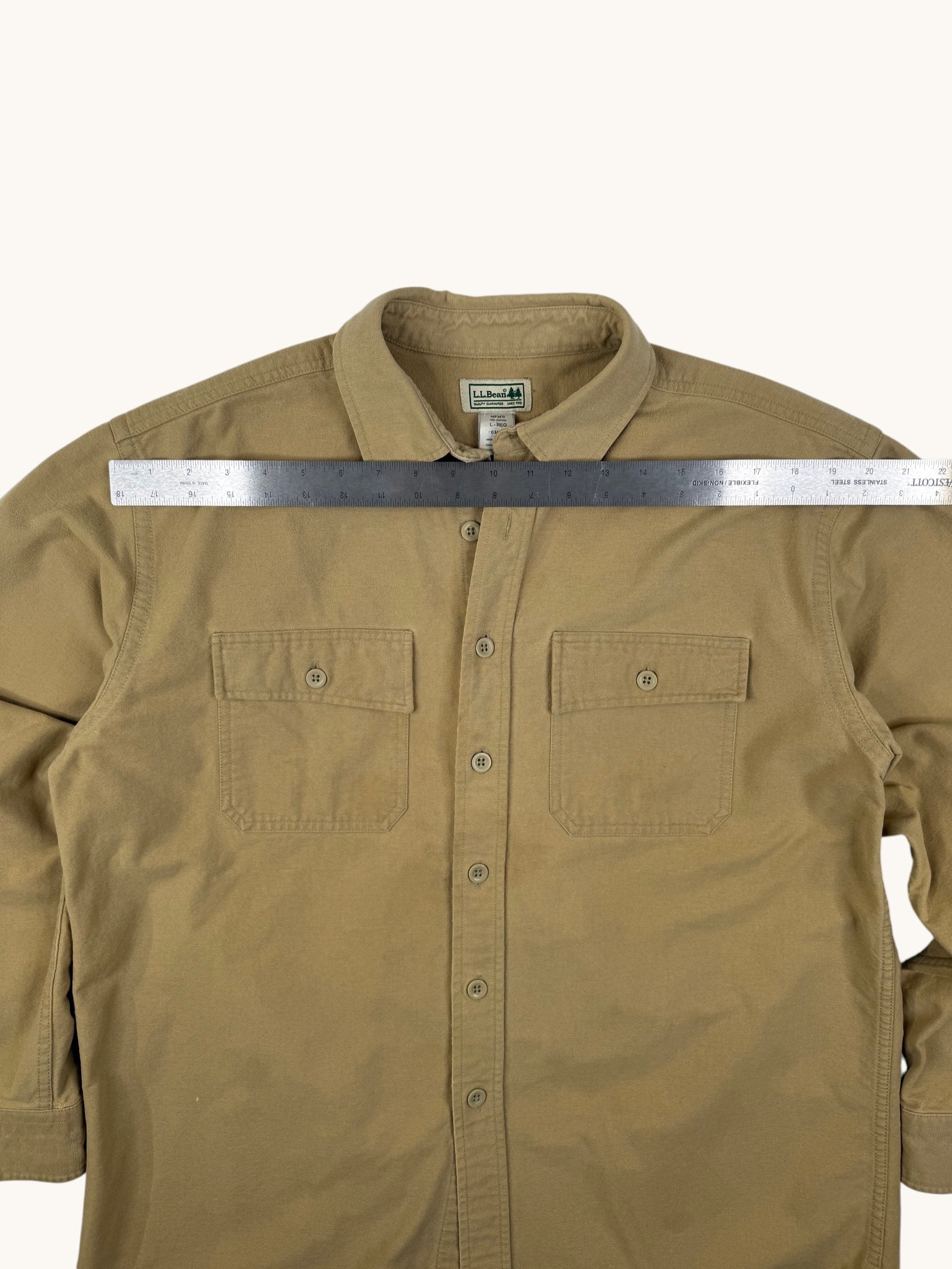 90s L.L. Bean Beige Button Up Shirt - L
