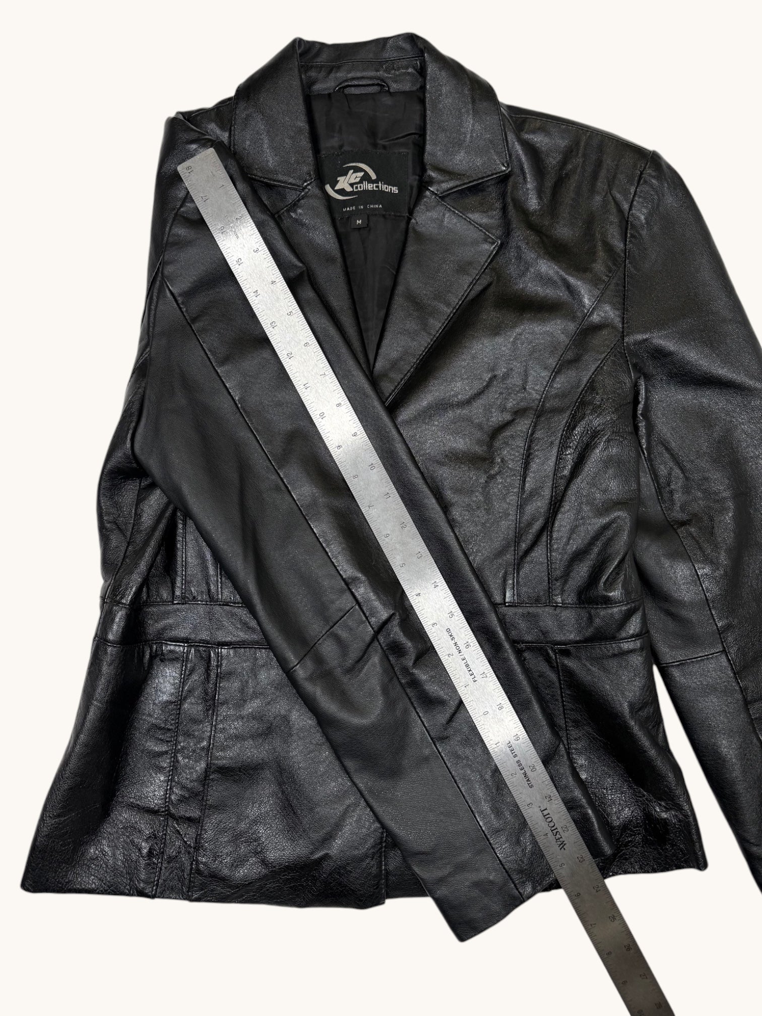 00s KC Collections Black Leather Jacket - M