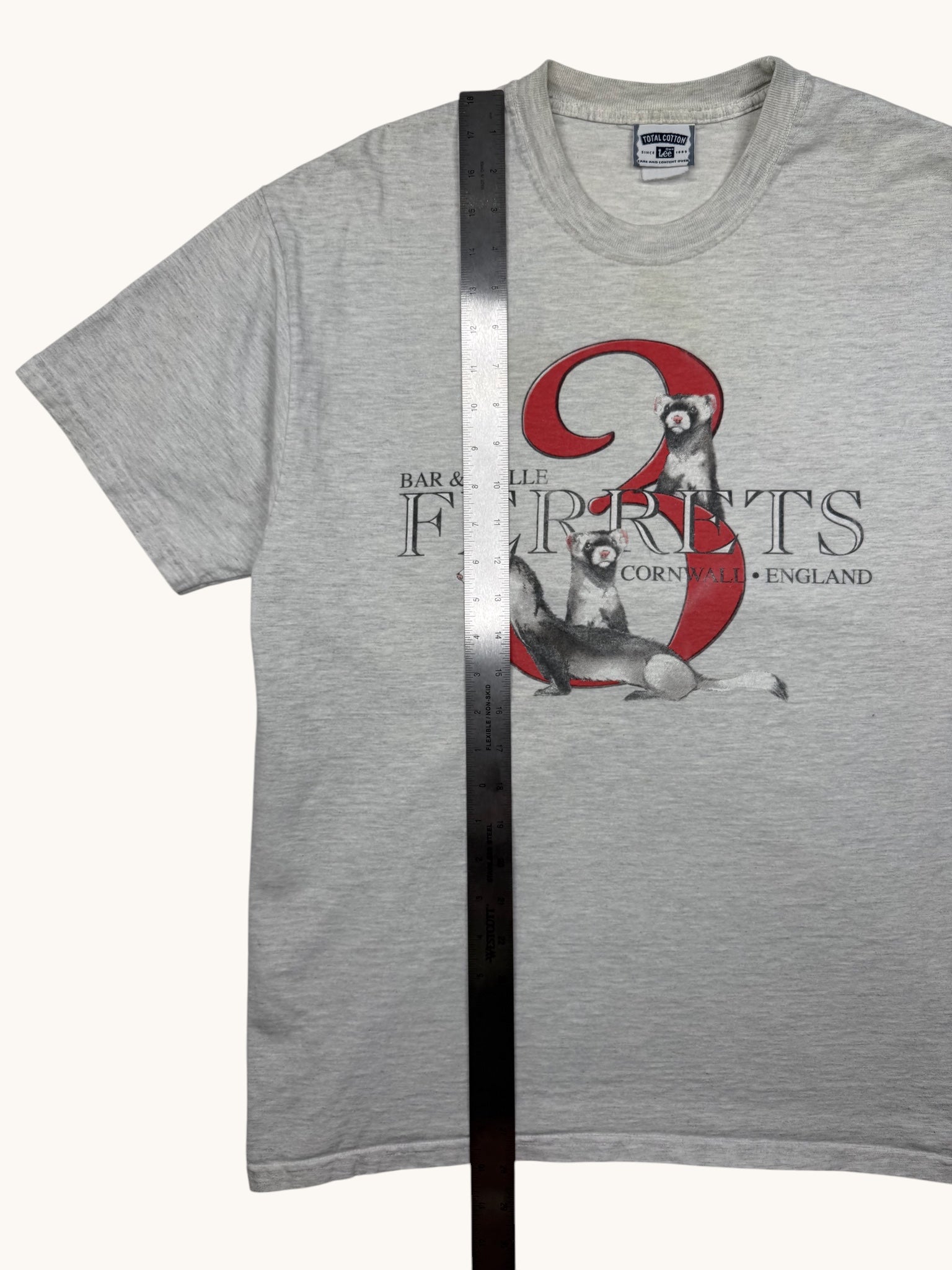 90s Lee Gray 3 Ferrets Bar & Grille Tee