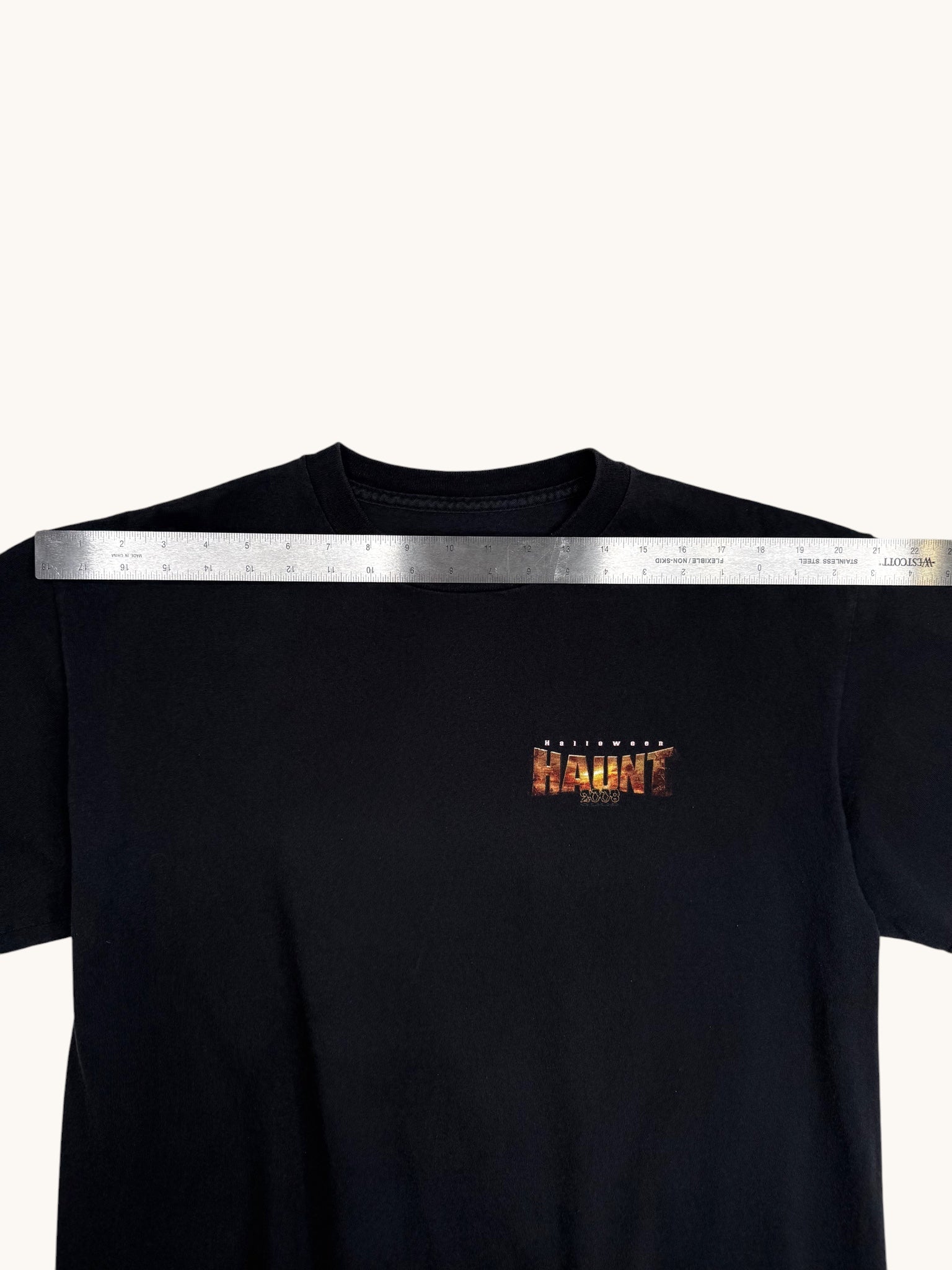 00s Knott's Scary Farm Graphic Tee
