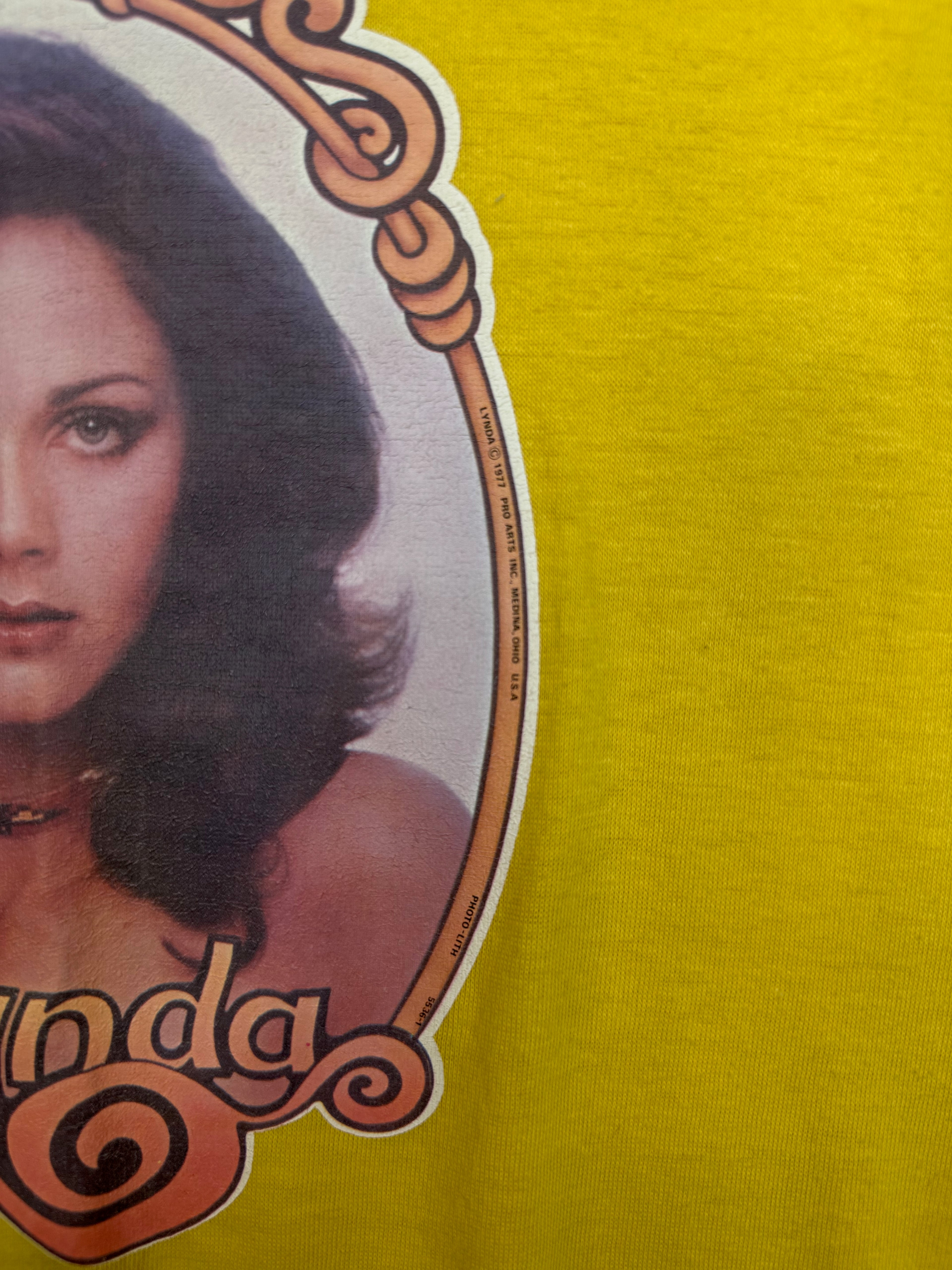 70s Sun Spec Yellow Wonder Woman Graphic Tee - L