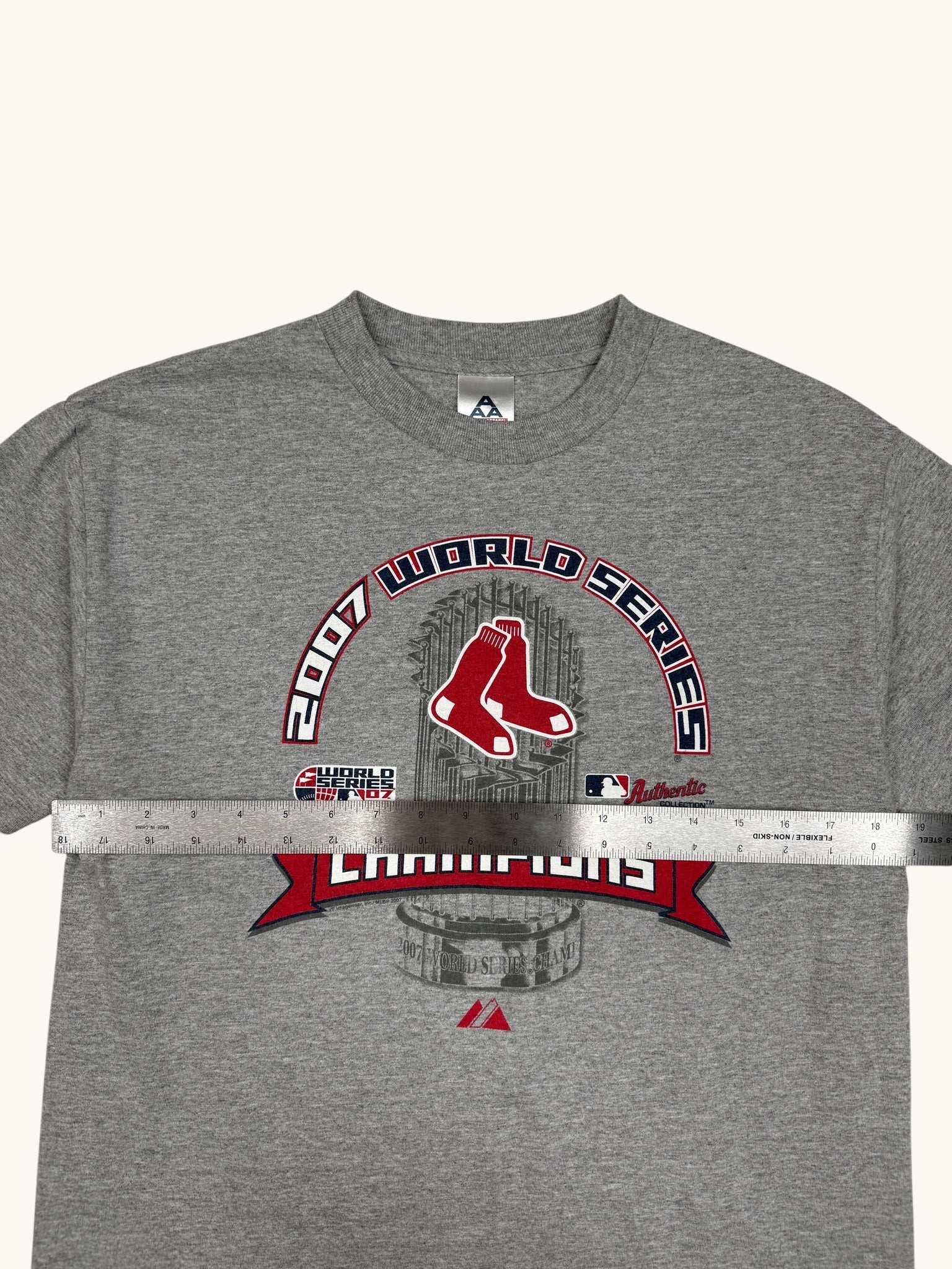 00s Boston Red Sox World Series Champions Tee - M