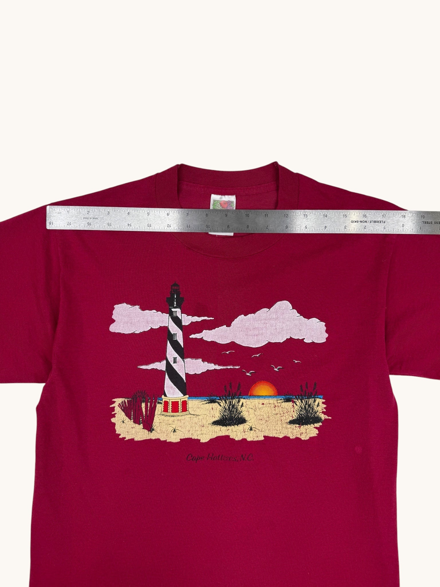 90s Fruit of the Loom North Carolina Tee - M
