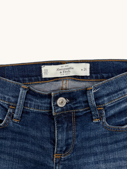 00s Abercrombie & Fitch Low Rise Denim Shorts - 24