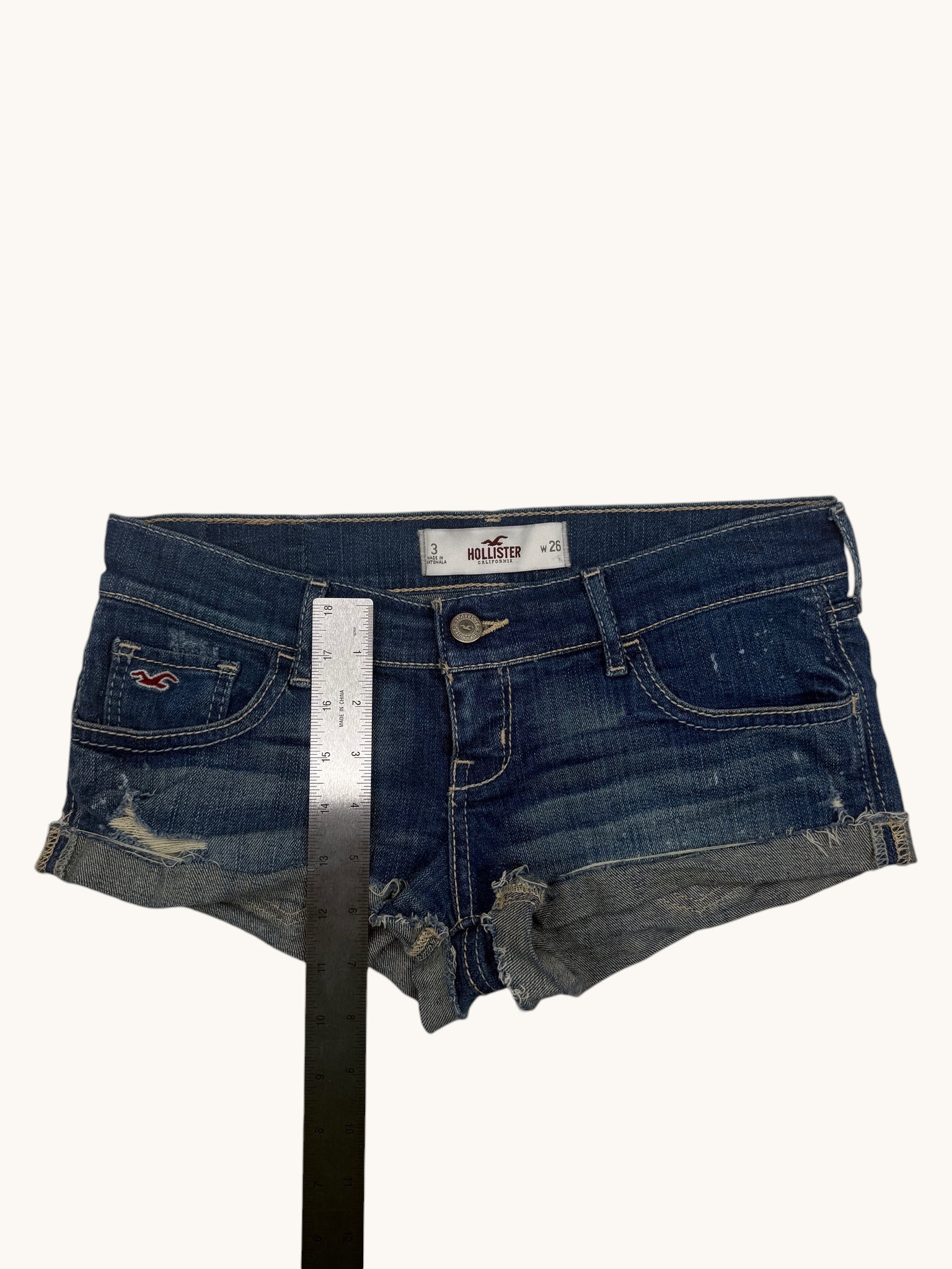 00s Hollister Low Rise Denim Shorts - 26