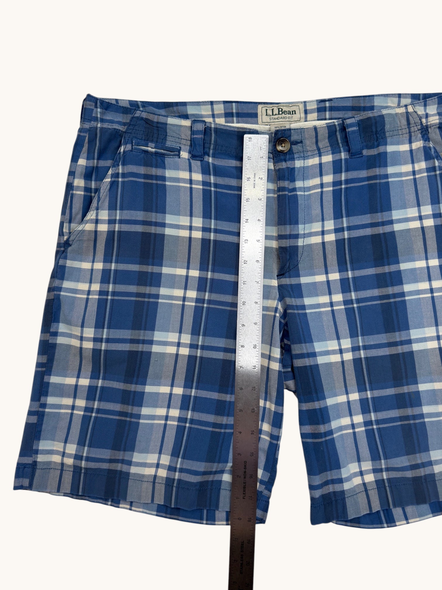 00s L.L. Bean Plaid Shorts - 36